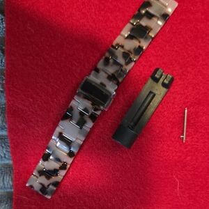 Stylish Black and Gray Smartwatch